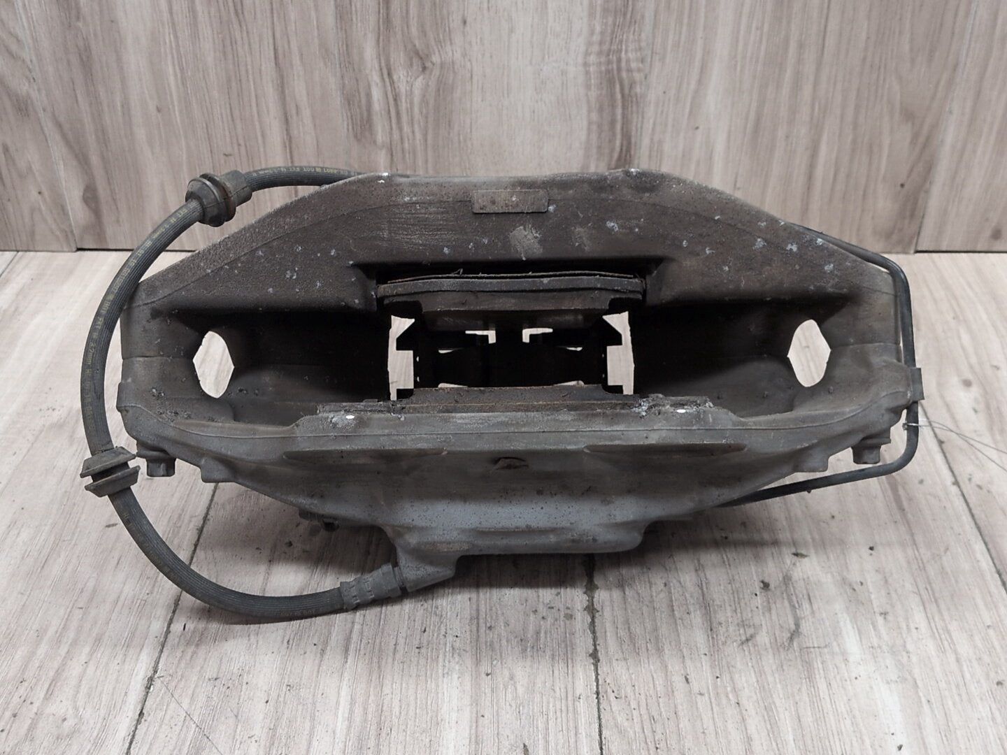 2019 - 2026 BMW X5 G05 Front Left Driver Brake Caliper 6877713 N63B44M3