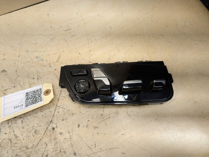 OEM BMW F90 G12 G30 M550 750 M5 Front Right Passenger Seat Adjust Control Switch
