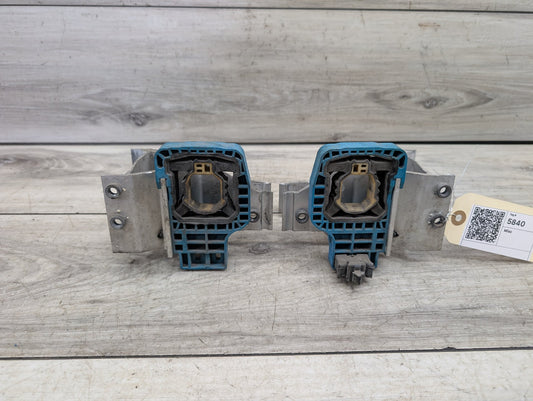 OEM BMW F90 F93 G11 G12 G16 G30 M5 Radiator Mount Support Bracket Left Right SET