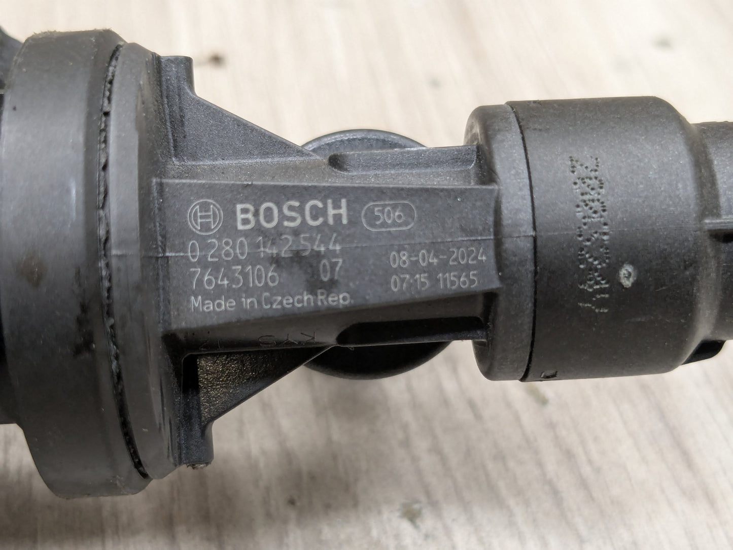 OEM BMW F22 F30 F32 G01 G05 G12 G20 G30 Fuel Tank Vapor Breather Valve B46 B58