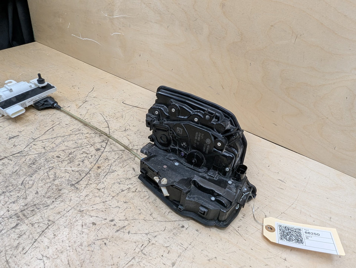 2016-2019 BMW 740i G12 Front Left Door Latch Lock Actuator 2581897 OEM