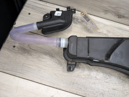 2019-2026 BMW X5 G05 Windshield Reservoir Tank Assembly 7499828