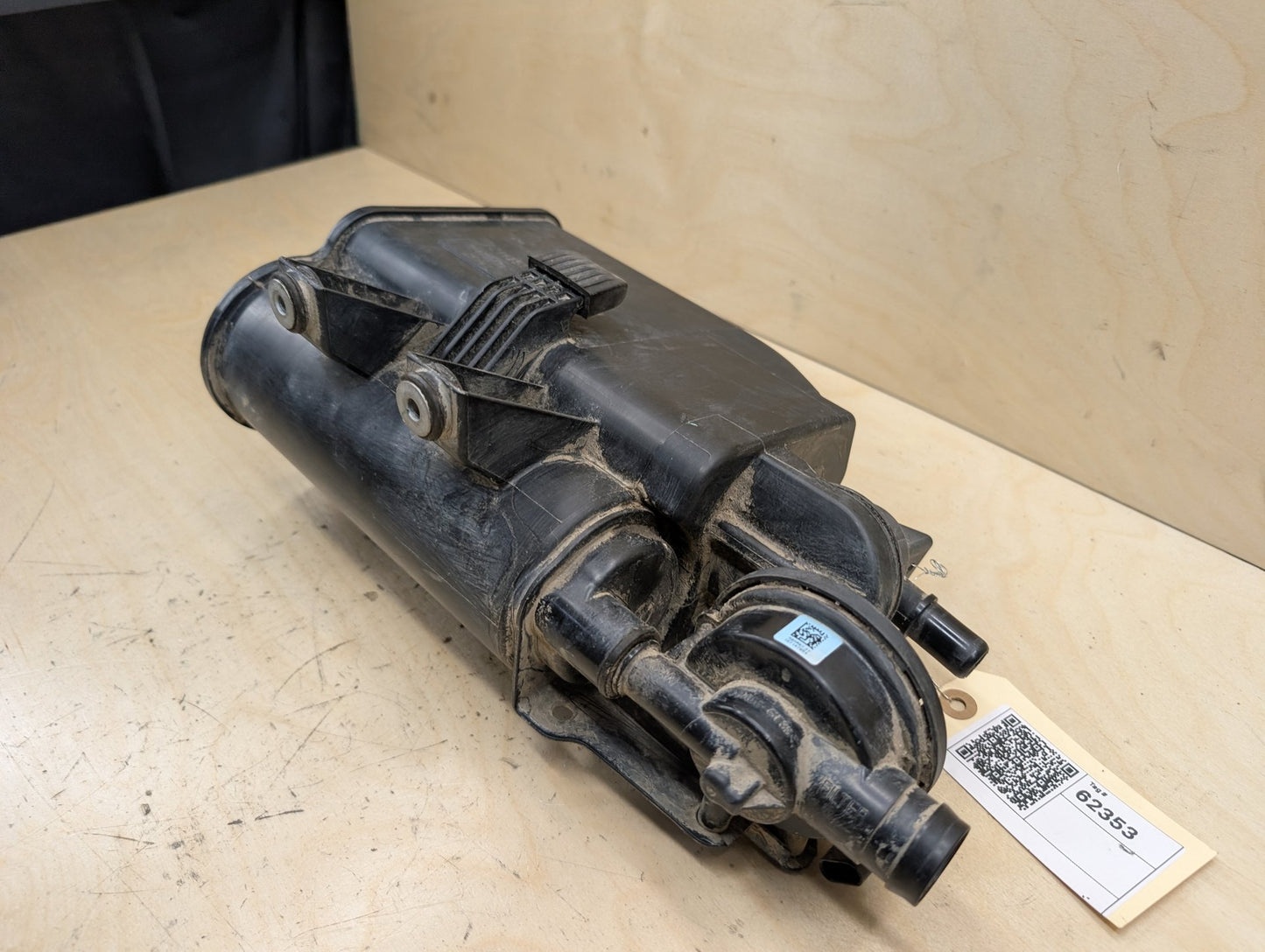 2012-2018 BMW 335i F30 Fuel Vapor Charcoal Canister 7244151