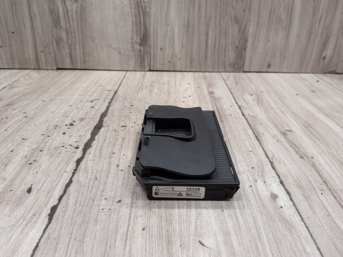 2016-2019 BMW 740Li G12 Wireless Phone Charger Module 8800365 OEM