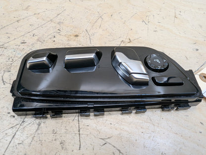 OEM BMW F90 G11 G12 G30 G32 Front Right Passenger Seat Adjustment Control Switch