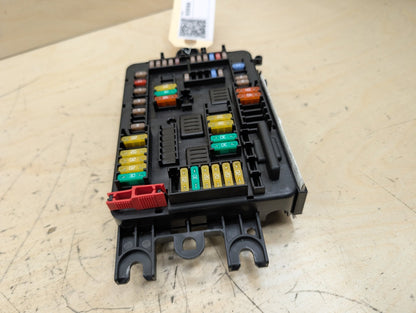 2012-2018 BMW 320i F30 Rear Power Distribution Fuse Box 9337880