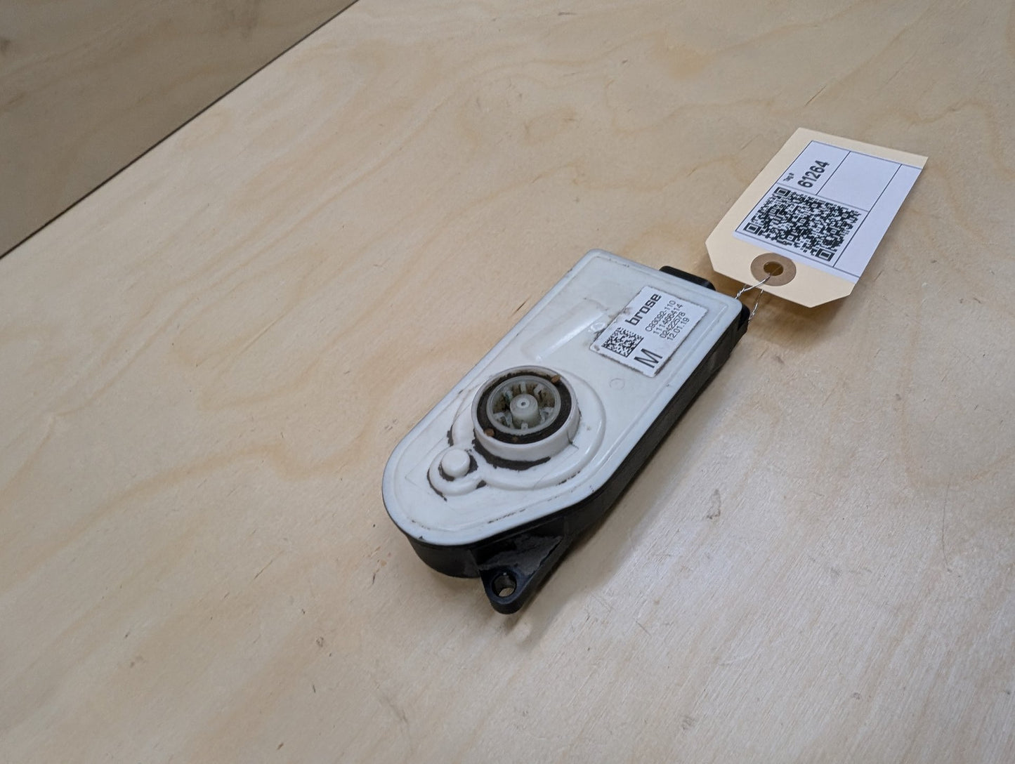 2018-2024 BMW X3 G01 Front Bumper Radiator Air Flap Shutter Motor Actuator C93092-110