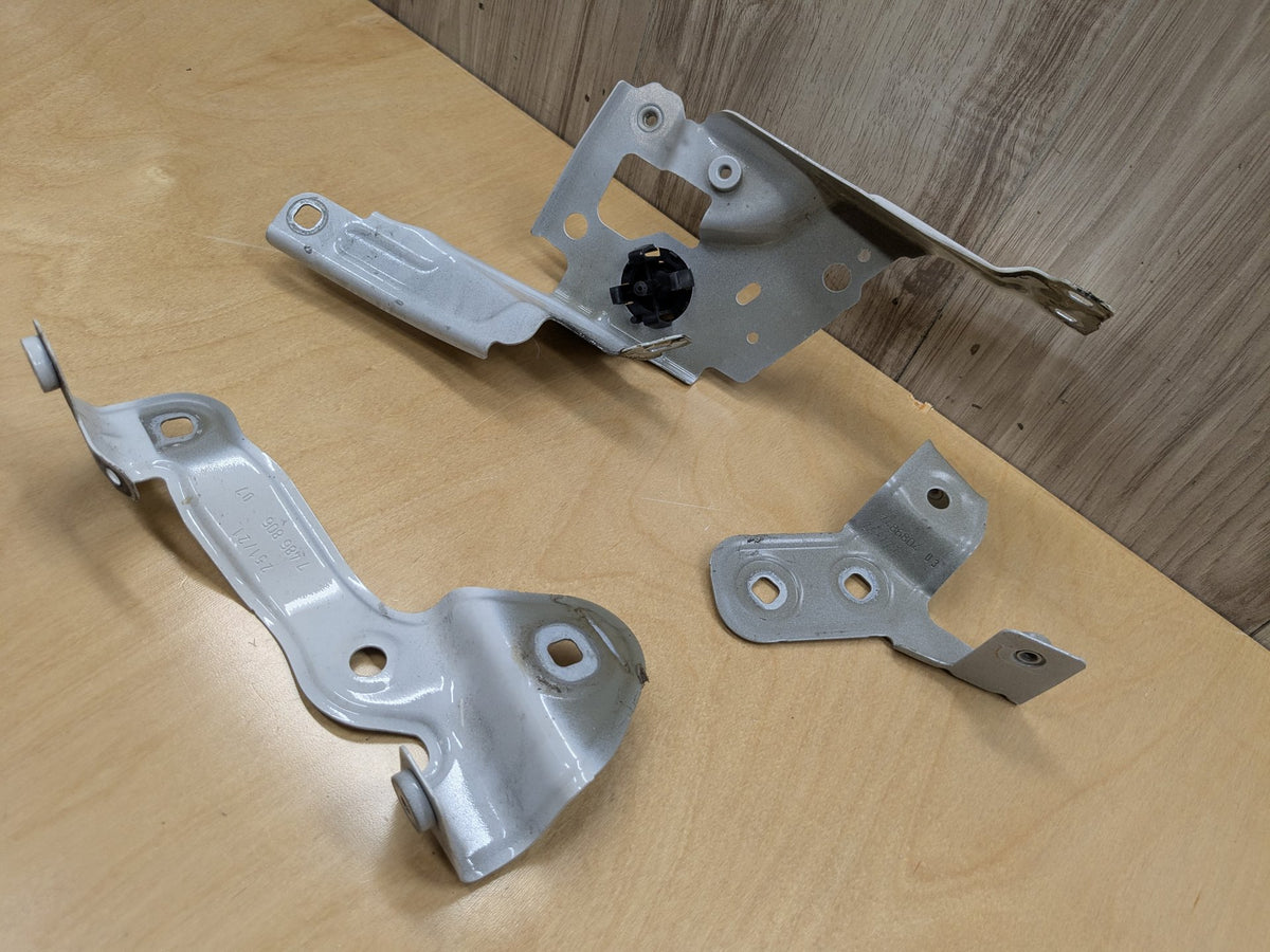 2022-2026 BMW 430i G26 Front Right Passenger Fender Brackets SET 7486804 OEM