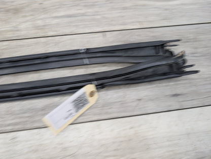2019-2026 BMW X5 G05 Right Passenger Side Windshield Drip Molding Trim 7434872