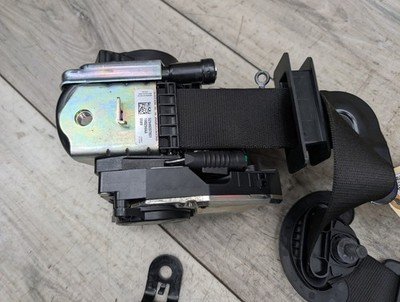 OEM BMW G20 G26 G80 M3 Front Right Passenger Seat Belt Retractor Black 9460976