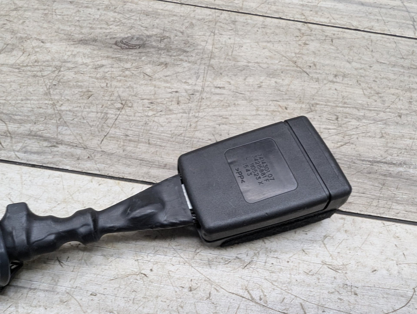OEM BMW F93 F97 G01 G02 G16 G20 G80 M3 330 M340 Front Left Right Seatbelt Buckle