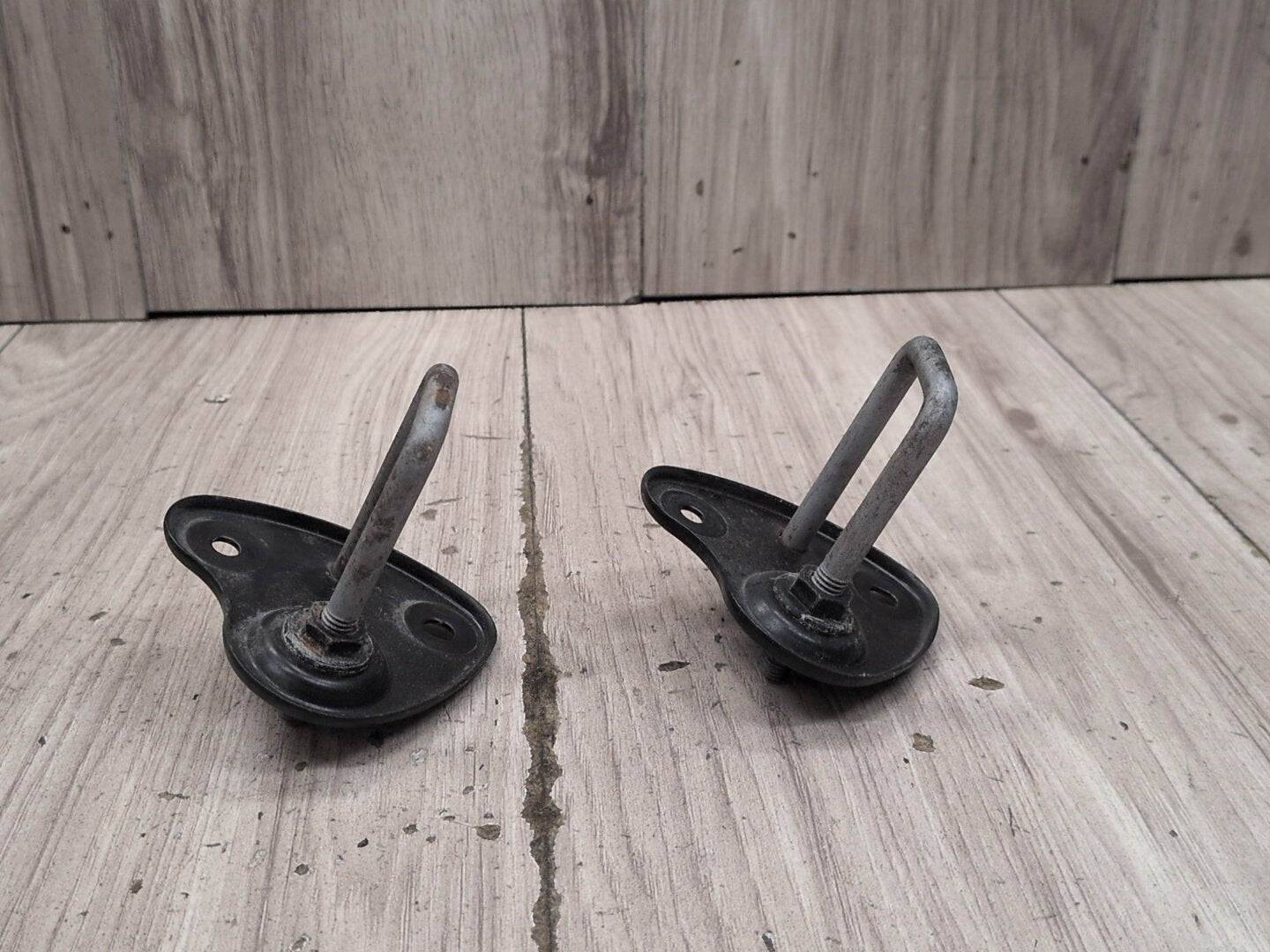OEM BMW F90 F97 G01 G05 G06 G07 G12* G30 X3 X5 Hood Safety Latch Hook Pair SET