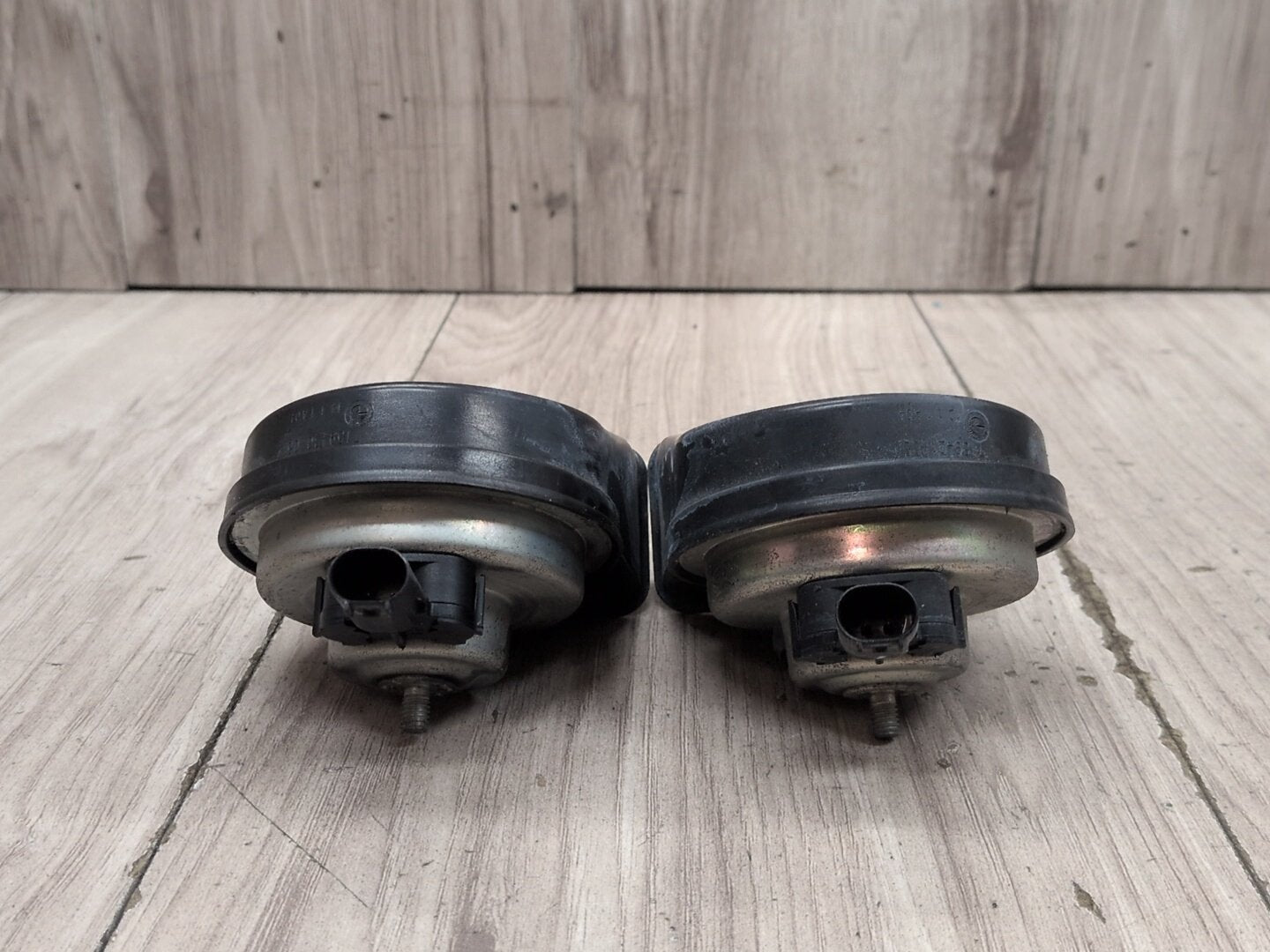 2006-2011 BMW 328i E90 Alarm Horns SET 7159420