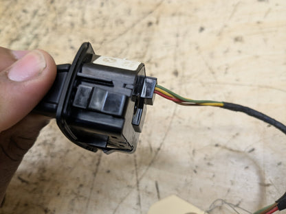 16-19 OEM BMW G11 G12 740 750 Steering Wheel Heat Heating Control Switch Module