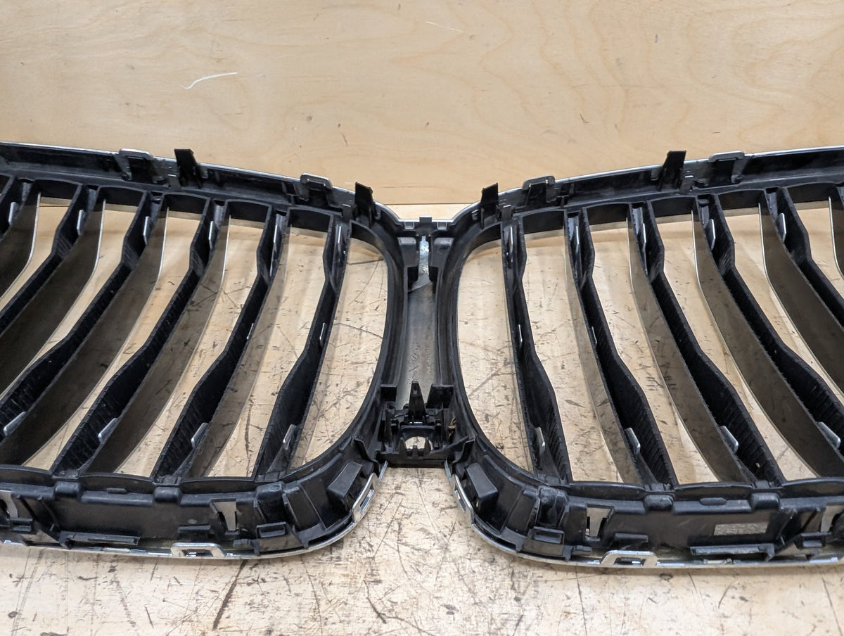 2019-2026 BMW X5 G05 Upper Bumper Cover Kidney Grilles SET 7454887 OEM