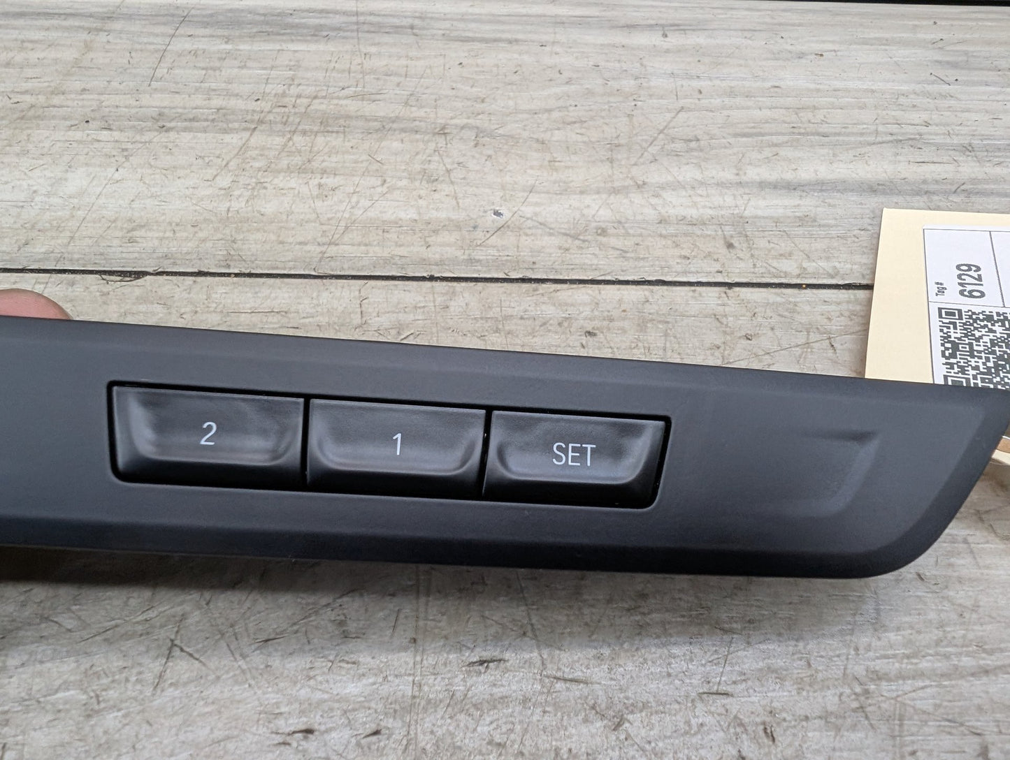 OEM BMW F90 M5 G30 530 540 M550 Front Right Passenger Seat Memory Switch Button