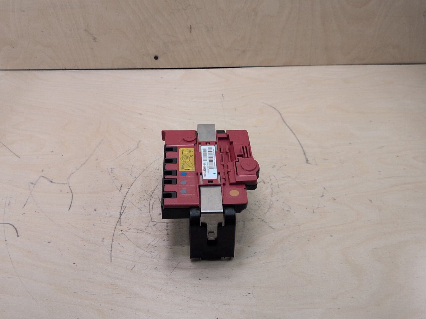 OEM BMW E90 E92 E93 Battery Power Lead Junction Distribution Fuse Box Voltage