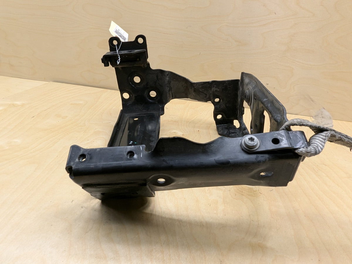 OEM BMW F90 F93 G12 G16 G30 M5 M8 Front Left Driver Radiator Support Bracket