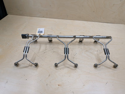2015-2019 BMW F16 X6 N55B30M0 Engine Motor Fuel Injector Rail Line 7649710