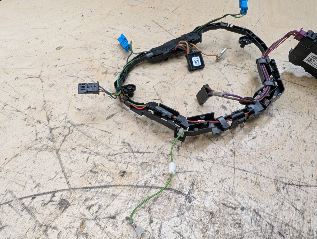 16-19 OEM BMW G11 G12 740 750 Steering Wheel Electronics Control Module Unit