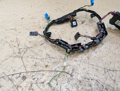 16-19 OEM BMW G11 G12 740 750 Steering Wheel Electronics Control Module Unit