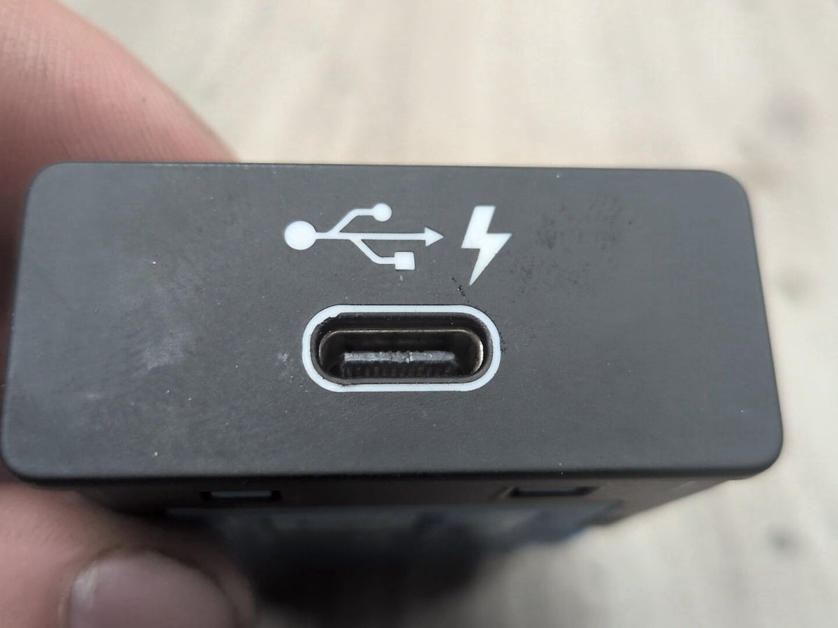 OEM BMW F44 F48 F97 G01 G05 G12 G20 G30 G80 USB C Charger Port Socket