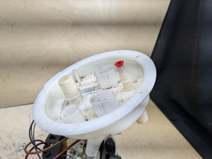 2008-2013 BMW 135i E88 EKP Fuel Pump Module 6765717 OEM