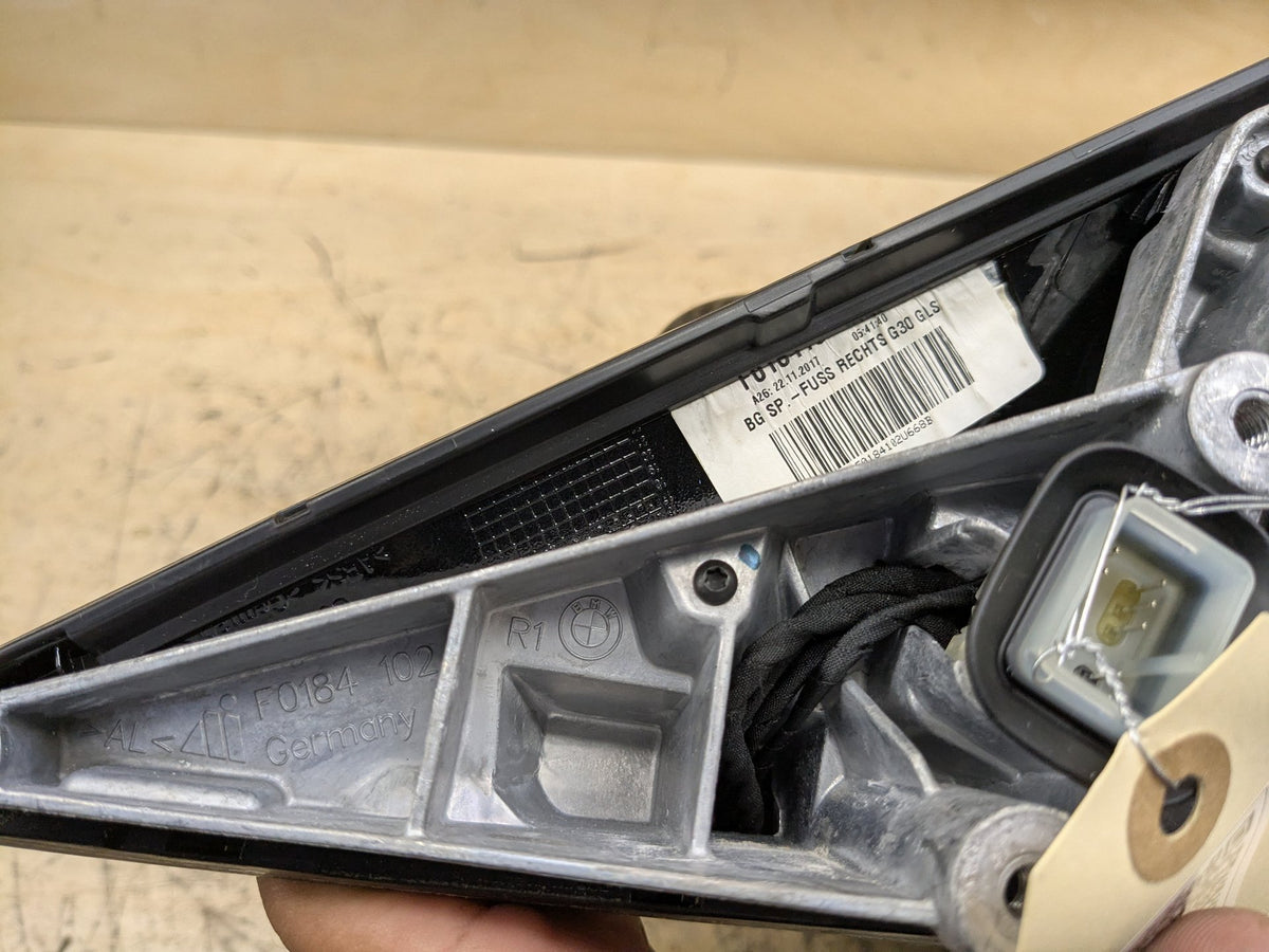 17-23 OEM BMW G30 530 540 M550 Right Passenger Side Mirror Blind Camera 7485264