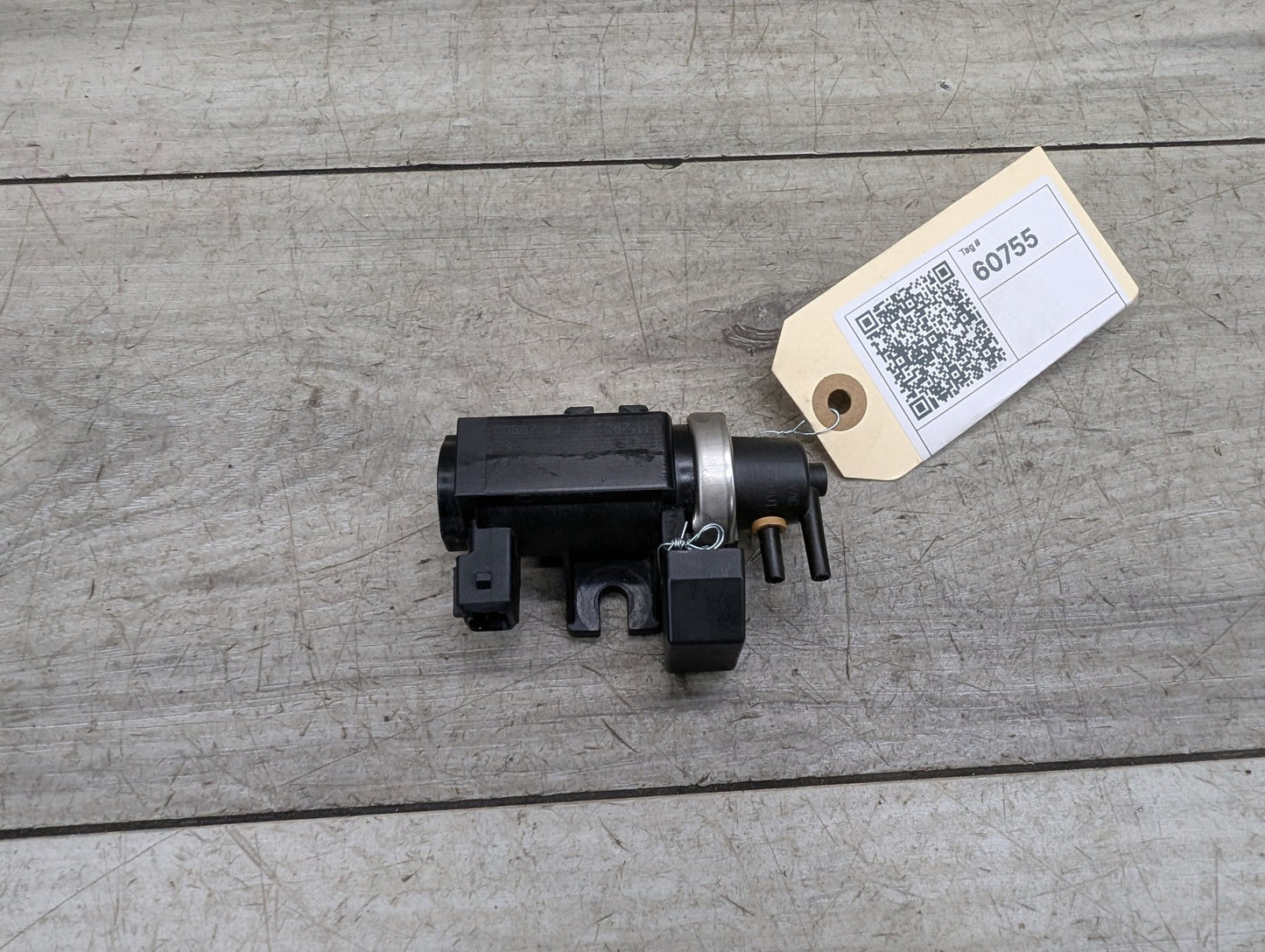 OEM BMW E82 E90 E92 F10 F30 Turbo Charger Air Pressure Boost Solenoid Valve