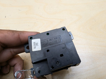 2007-2013 BMW 335i E93 Convertible Open Close Switch 8957598