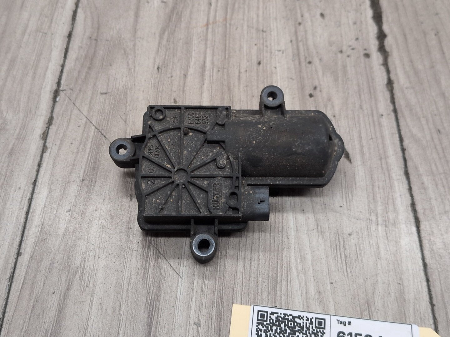 2018-2023 Audi S4 B9 Muffler Exhaust Flap Actuator 4N0133246