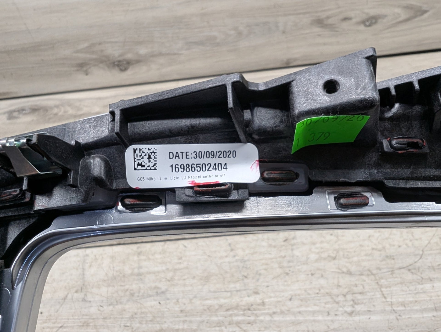 2019-2026 BMW X5 G05 Center Console Trim 9865024