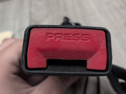 OEM BMW F95 F96 G05 G06 X5 X6 Rear Right Passenger 2nd Row Seat Belt Buckle