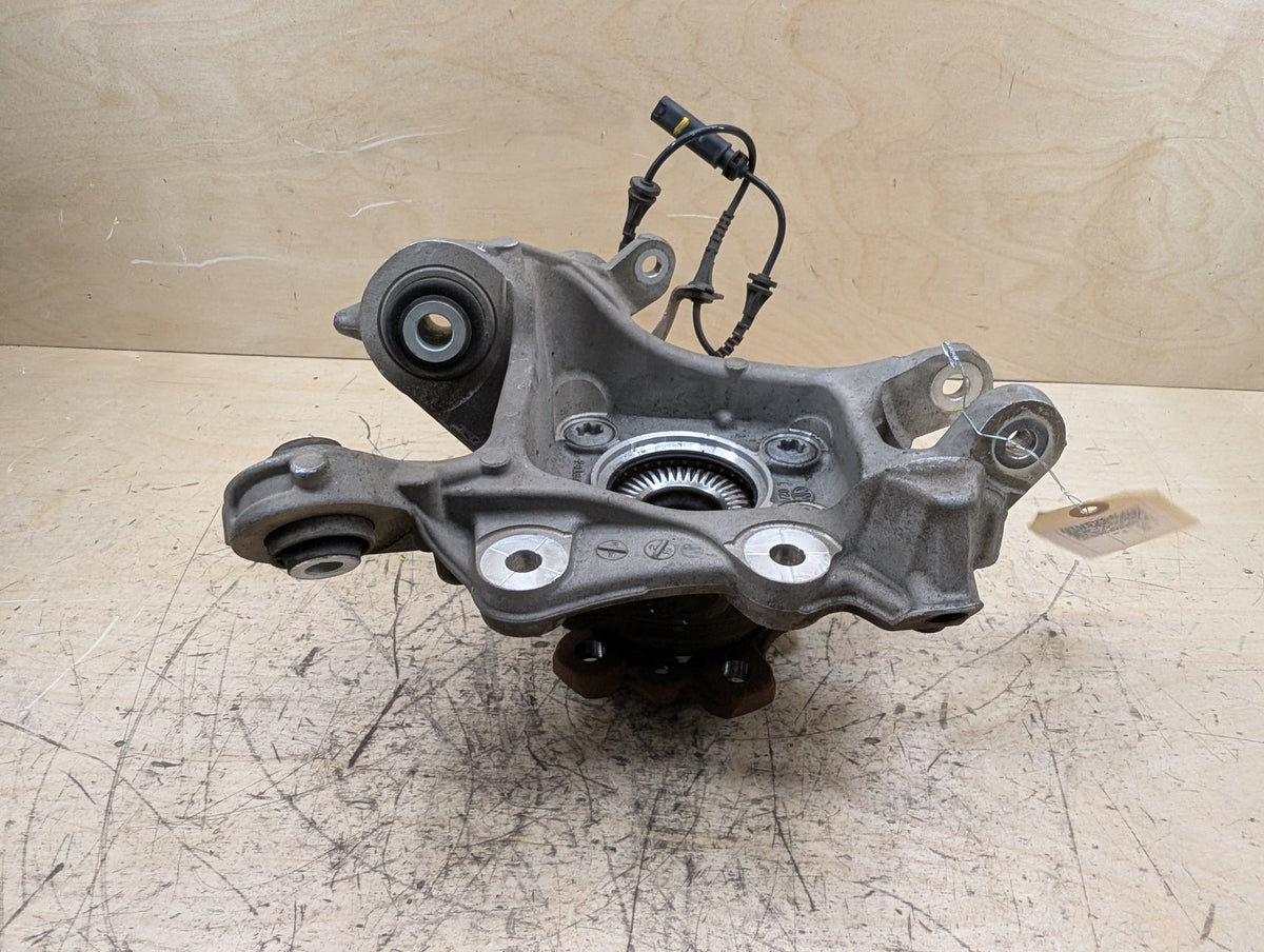 19-25 OEM BMW G20 330 M340 REAR Left Driver Side Knuckle Hub Spindle Bearing