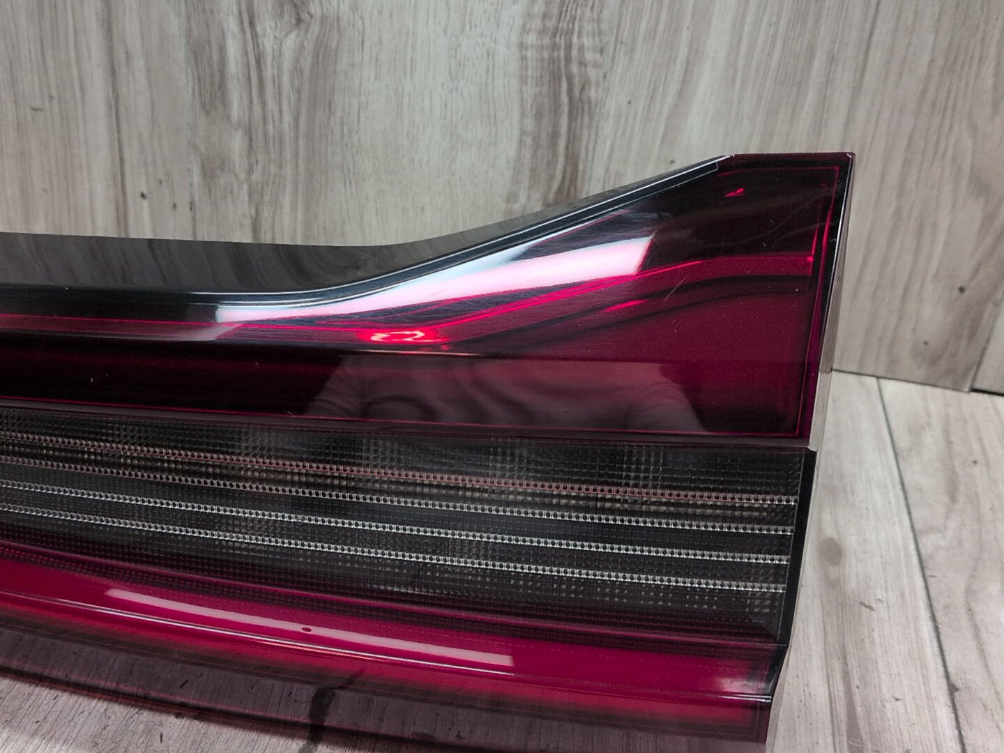 19-23 OEM BMW F95 G05 X5 X5M Rear Left Driver Inner Liftgate Stop Tail Light