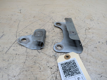 2011-2017 Audi RS5 8T Front Right Passenger Fender Brackets SET 8T0821468A OEM