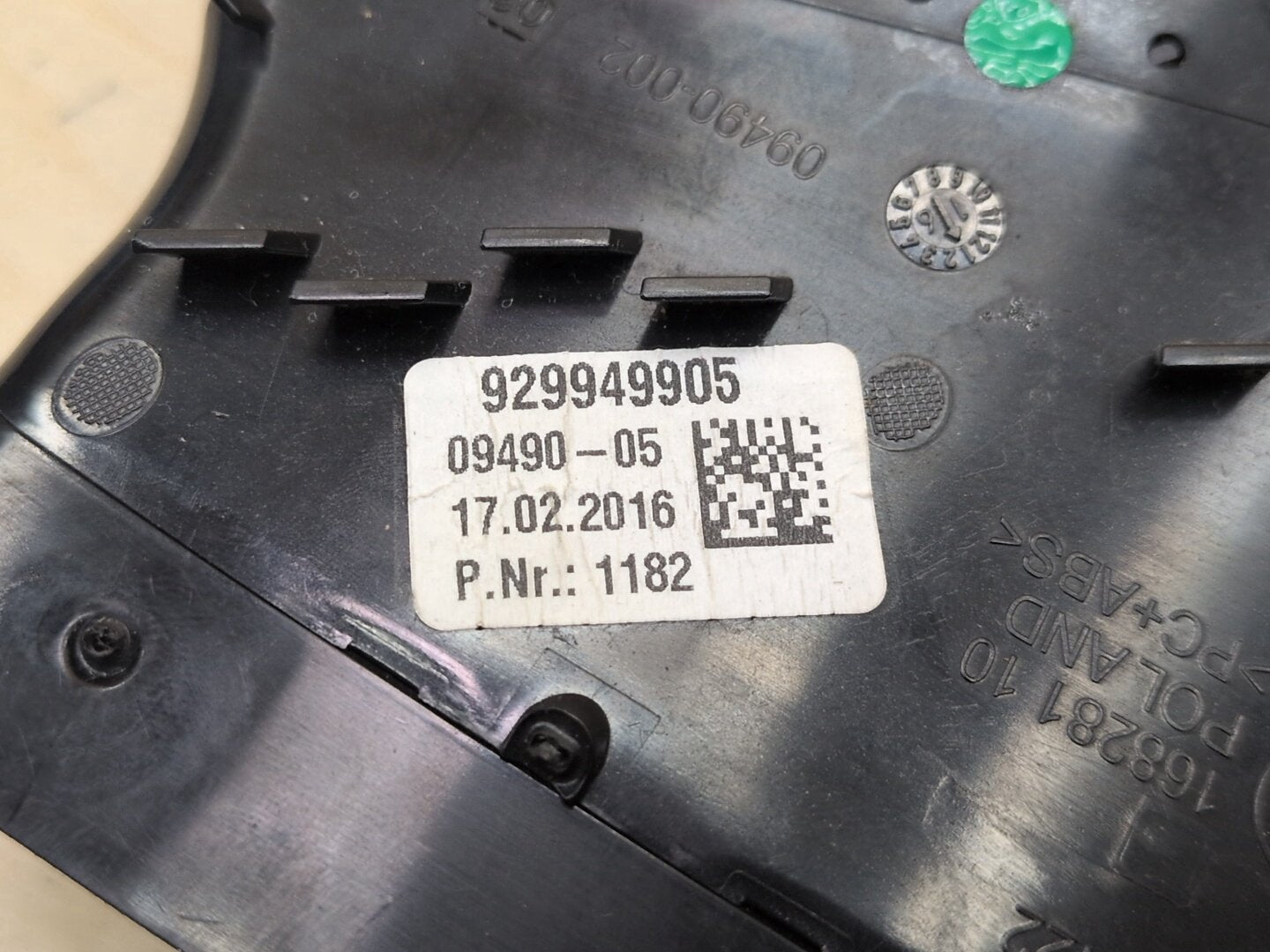 16-19 OEM BMW G12 740 750 Dash Dashboard Right Passenger Side Air Vent