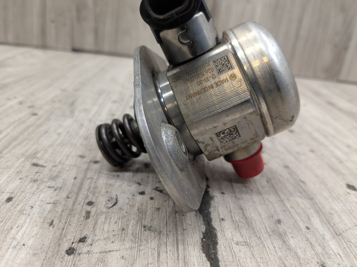 16-20 OEM BMW G11 G12 750 G30 M550 Engine N63R HPFP High Pressure Fuel Pump 1-4