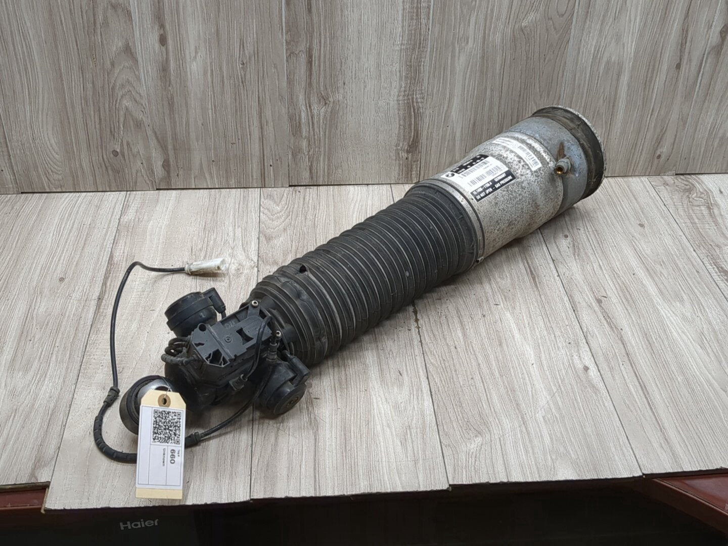 2013 BMW 750i F01 Rear Right Passenger Spring Strut Shock Absorber 6858814 N63B44O1