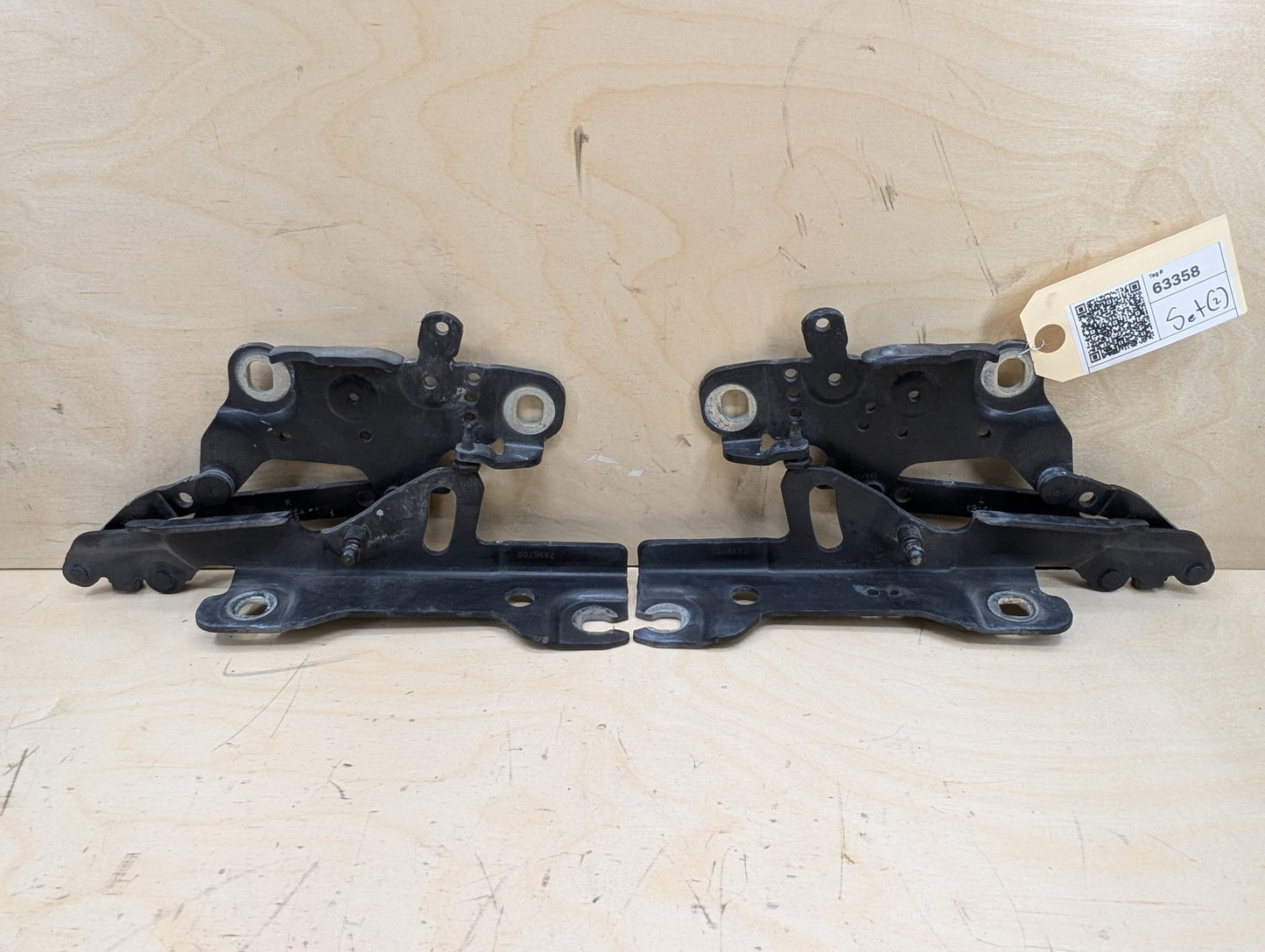 OEM BMW F22 F23 F30 F32 F33 F36 F80 F82 F83 F87 Left Right Side Hood Hinges PAIR