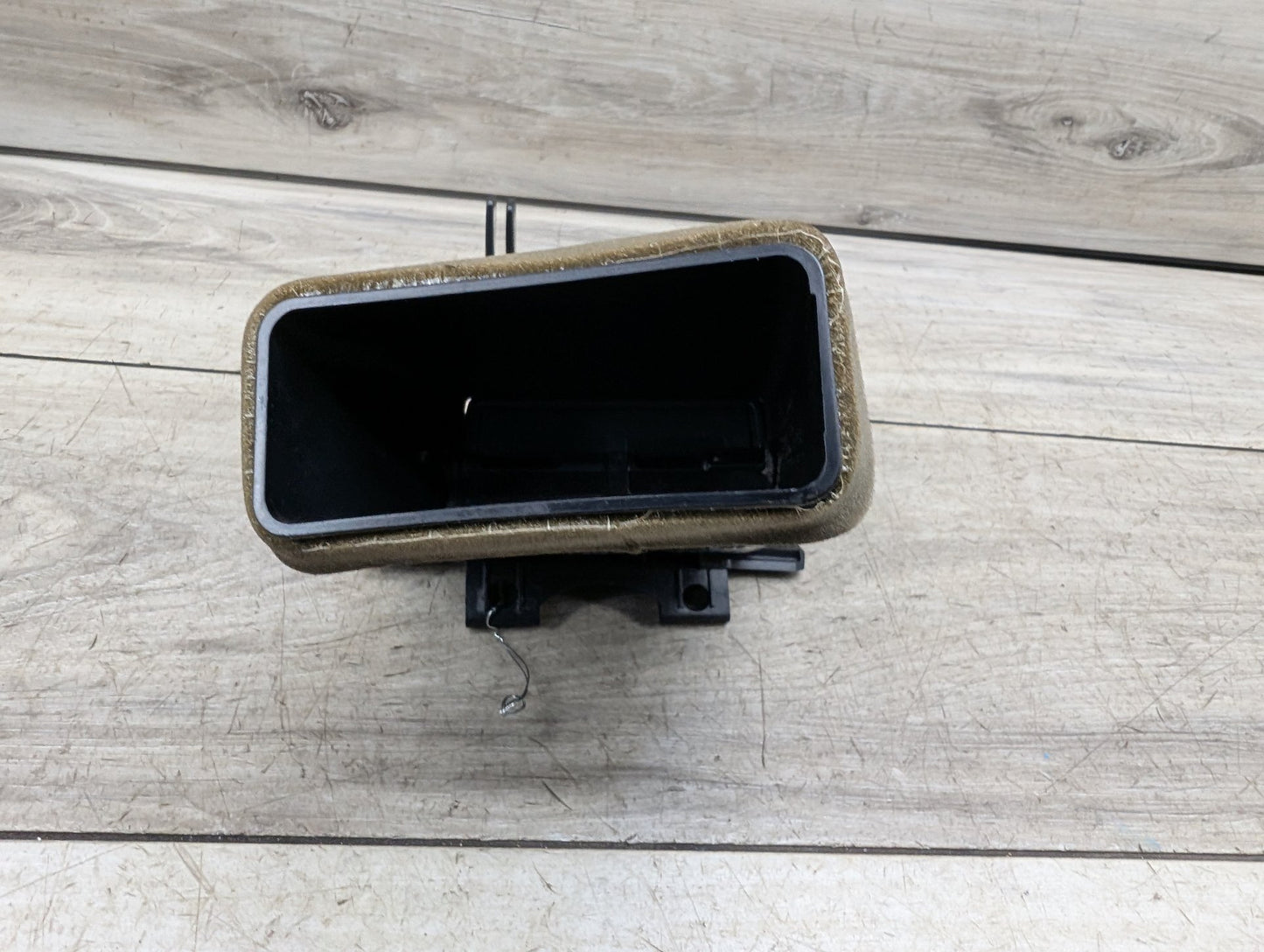 2011-2016 BMW 535i F10 Dashboard Dash Board Left Driver Air Vent 9166883