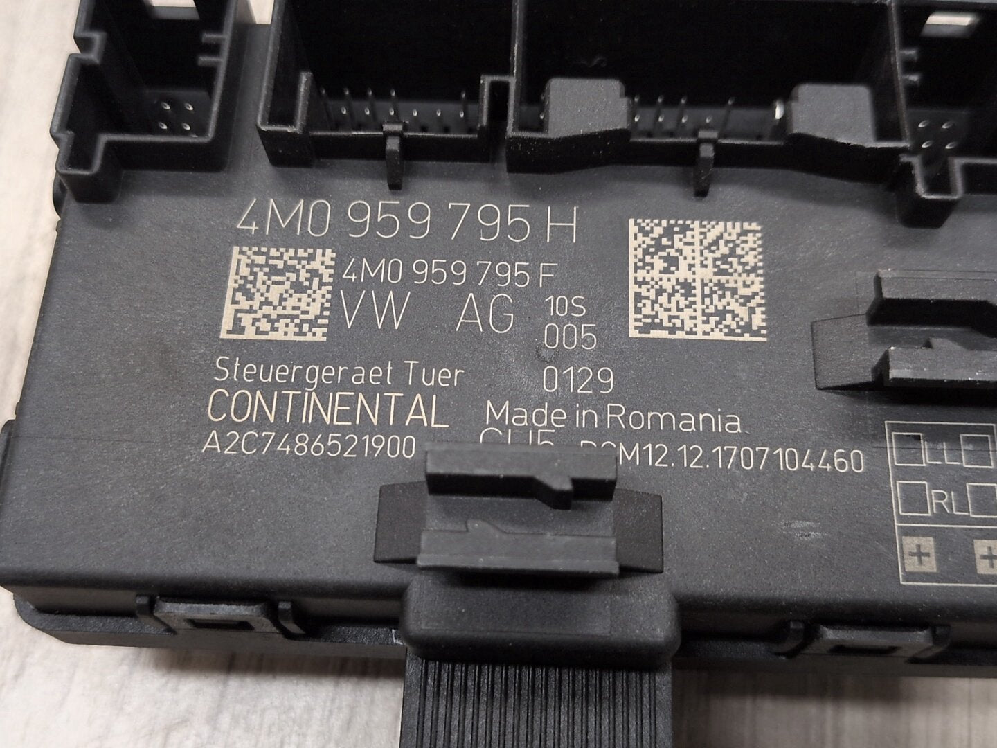 18-24 OEM Audi A4 A5 S4 S5 Rear Left or Right Door Control Module 4M0959795H