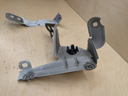 2011-2016 BMW X3 F25 Front Right Passenger Fender Brackets SET 7267328