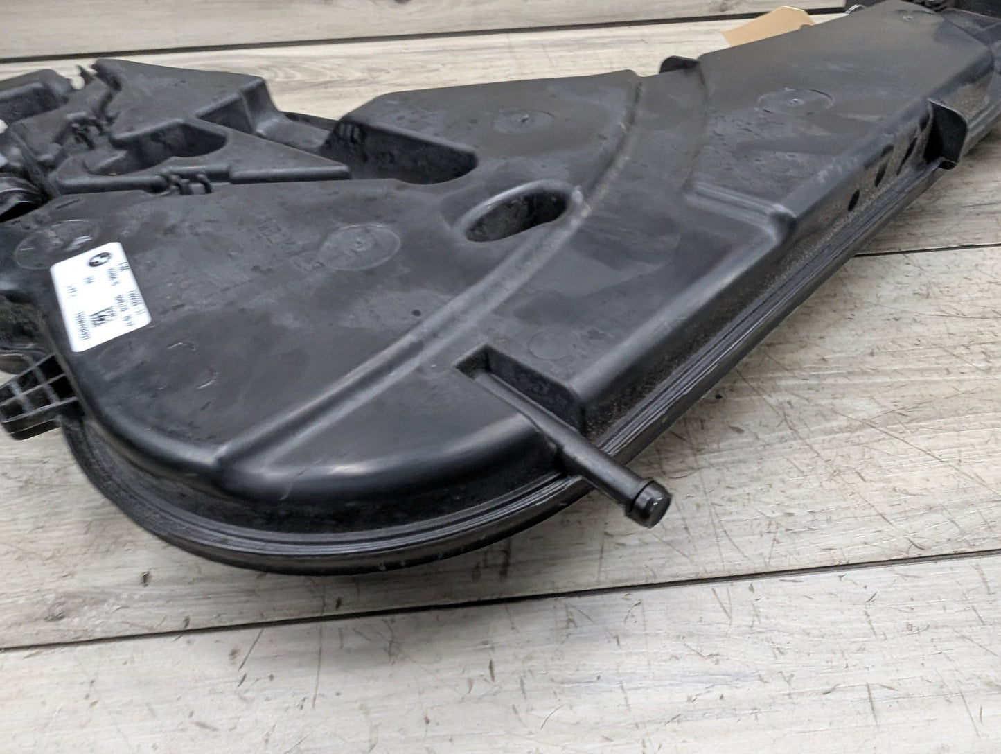 OEM BMW F97 F97 X3 X4 X3M X4M Windshield Wipe Washer Bottle Tank Reservoir