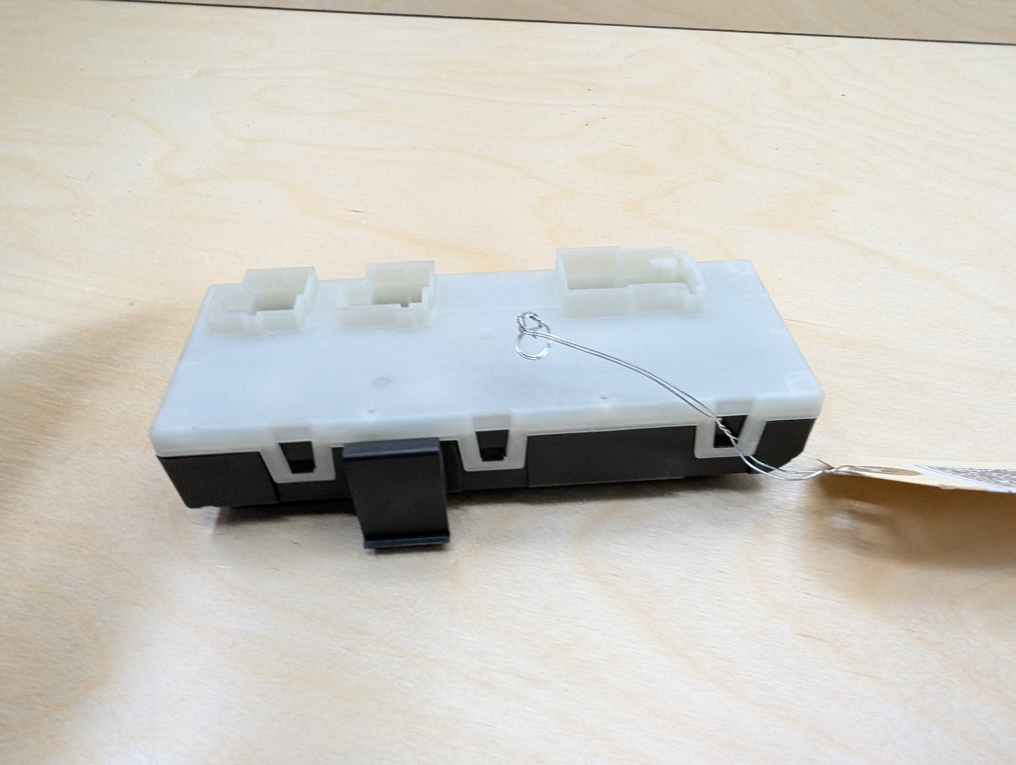 PRE-LCI OEM BMW F90 G01 G12* G20 G30 M5 M8 Trunk Tailgate Decklid Control Module