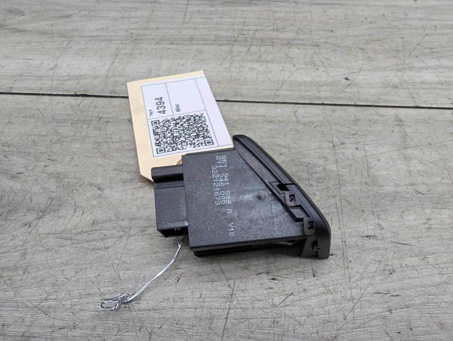 2008 - 2017 Audi S5 8T Emergency Parking Brake Switch 8K1941509A