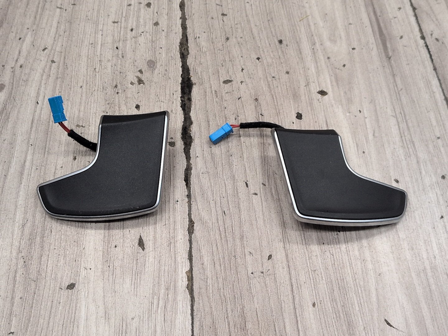 2016-2022 BMW 750i G12 Left Right Steering Wheel Paddle Shifter SET 9372496 OEM