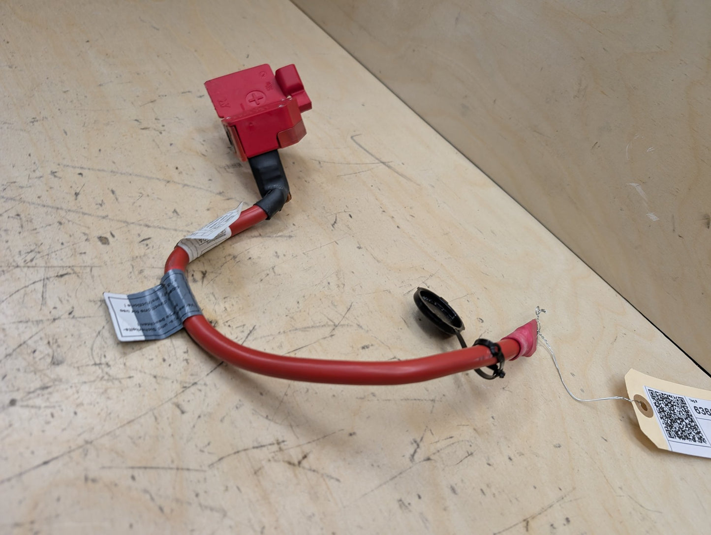 2012-2018 BMW 320i F30 Battery Positive Fuse Terminal Cable 9214506