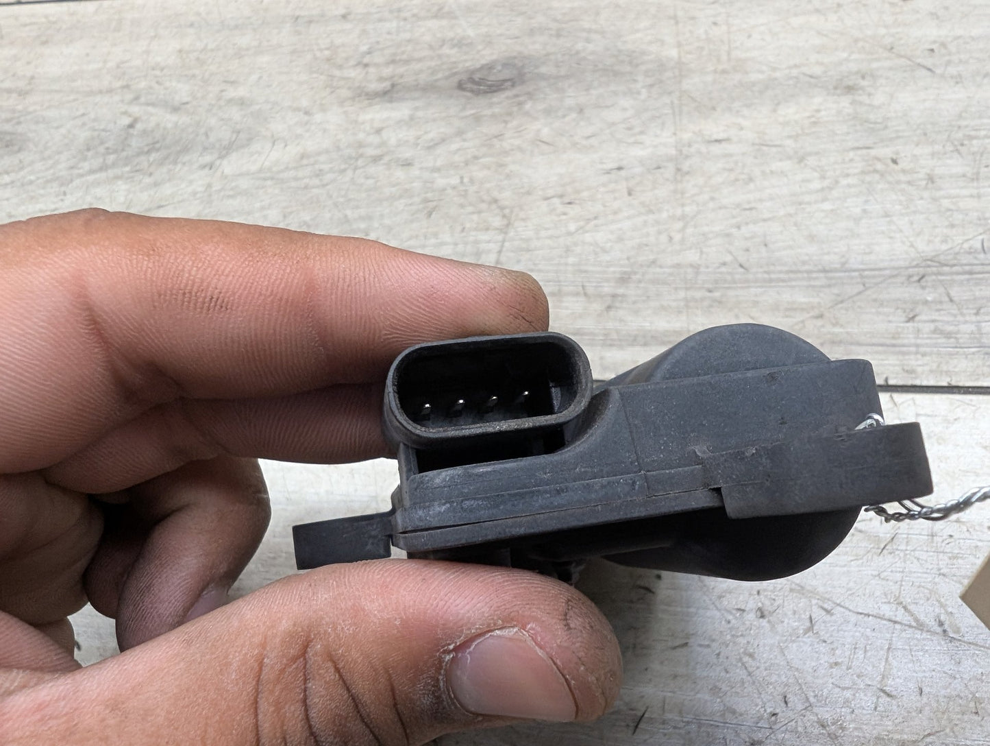 OEM BMW F15 F22 F23 F30 F32 F33 F36 F44 F48 Muffler Exhaust Flap Actuator Motor