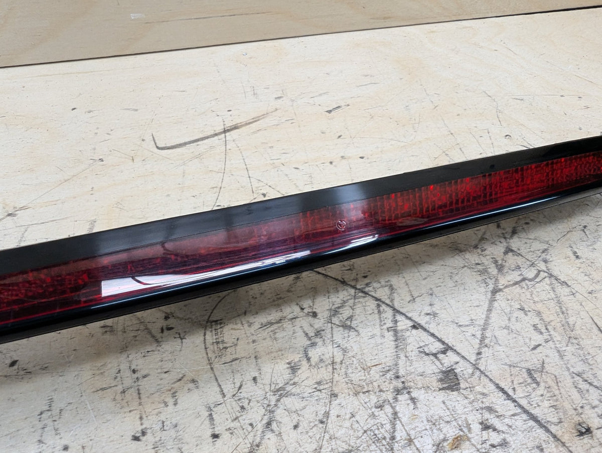 2019-2026 BMW X5 G05 Upper Liftgate Trunk Lid 3rd Brake Light 7491365 OEM